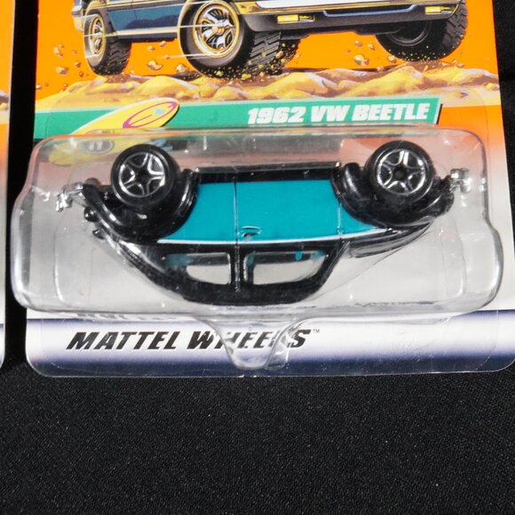 Lot of 5 Vintage Matchbox Cars w Error Upside-down VW Beetle 4 VW Bugs & 1 Plane - Picture 4 of 14